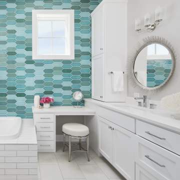 Watercolors Picket O'Keefe Bathroom [Design by Kimball Bonamici - Photography by Andrea Calo] 